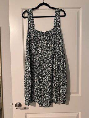 Old Navy Dark Green and White Floral dress